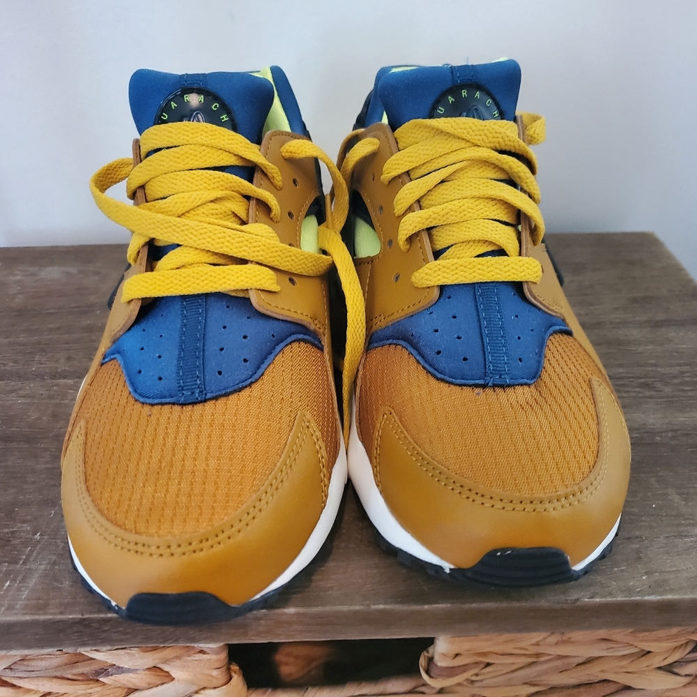 Nikes. Worn once too small. No box